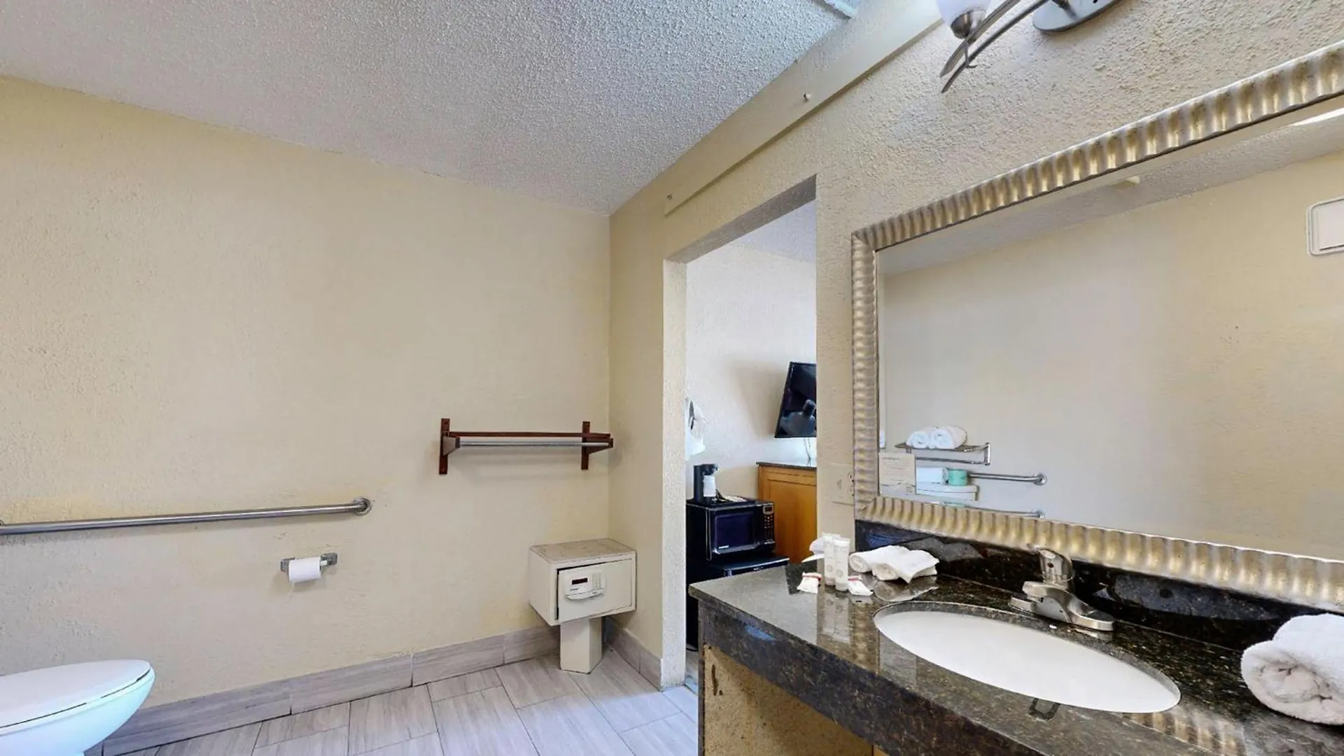 Days Inn By Wyndham Orlando Downtown