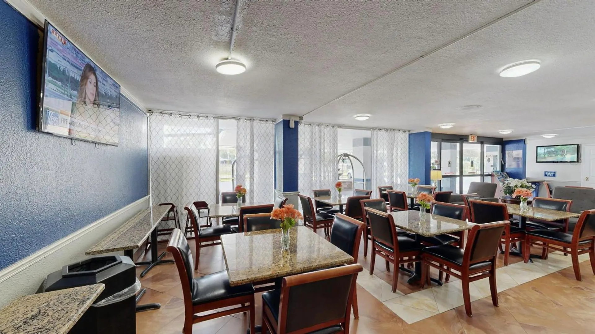 Days Inn By Wyndham Orlando Downtown Hotel