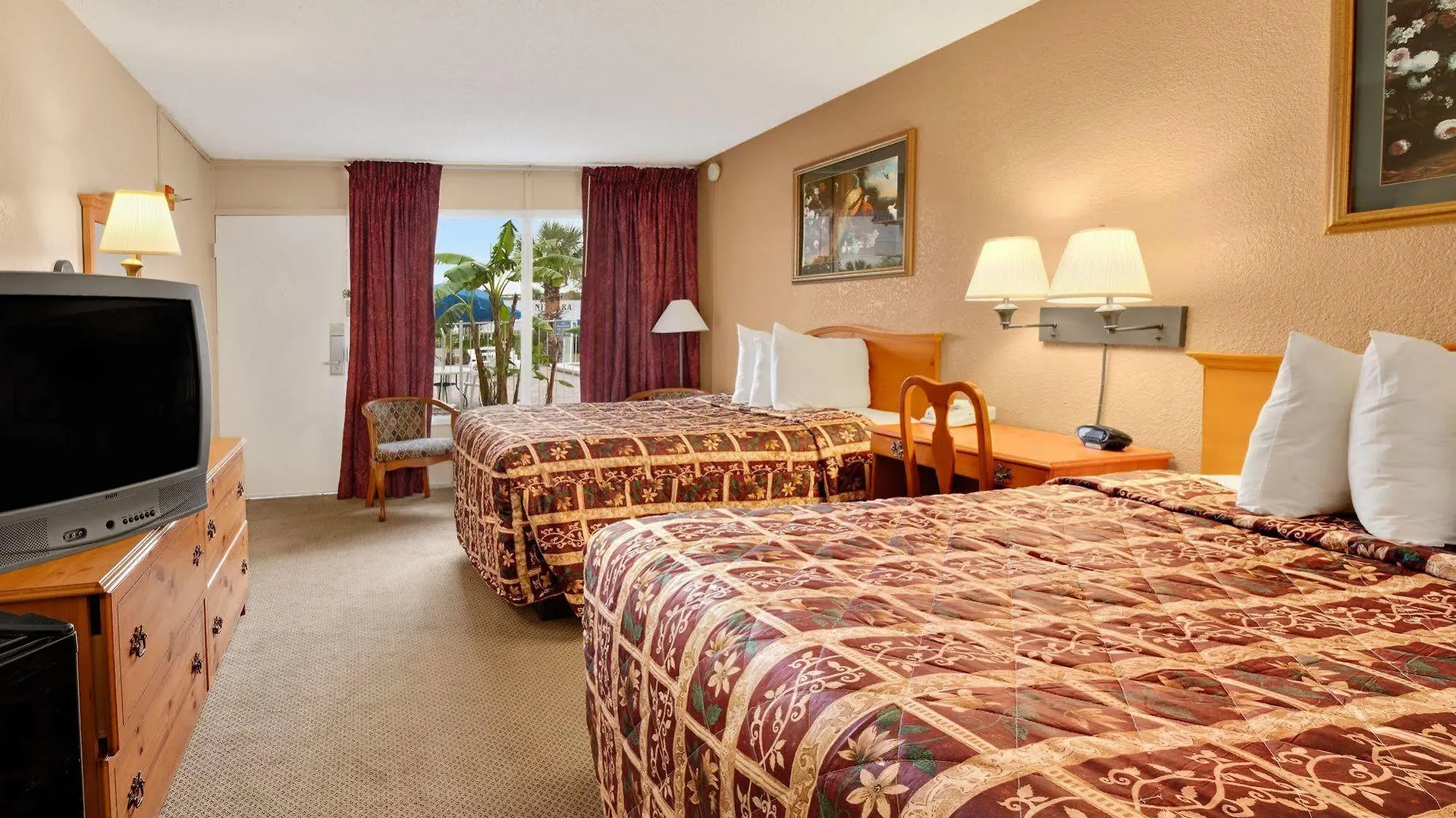 Days Inn By Wyndham Orlando Downtown Hotel