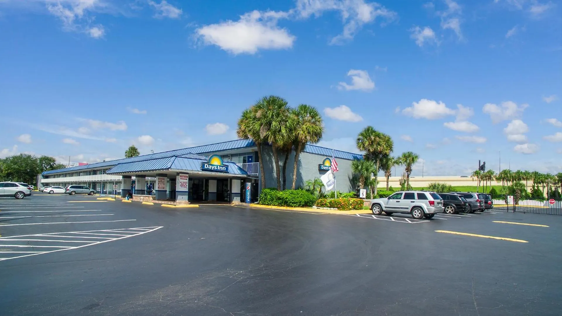 Days Inn By Wyndham Orlando Downtown 2*,
